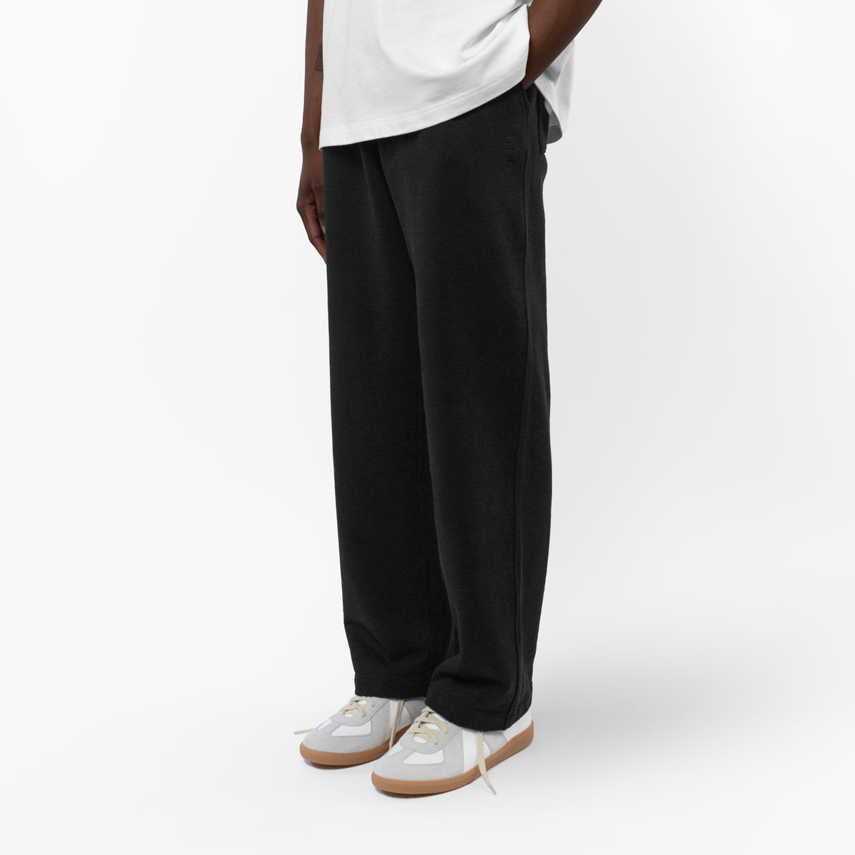 EVERYDAY STRAIGHT LEG SWEATPANTS BLACK