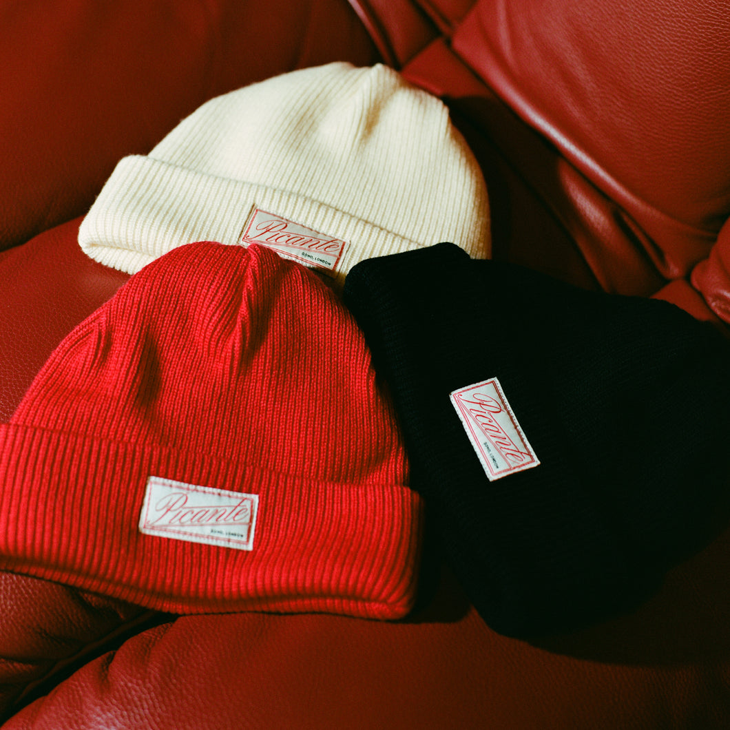 DOUBLE LAYERED LAMBSWOOL BEANIE
