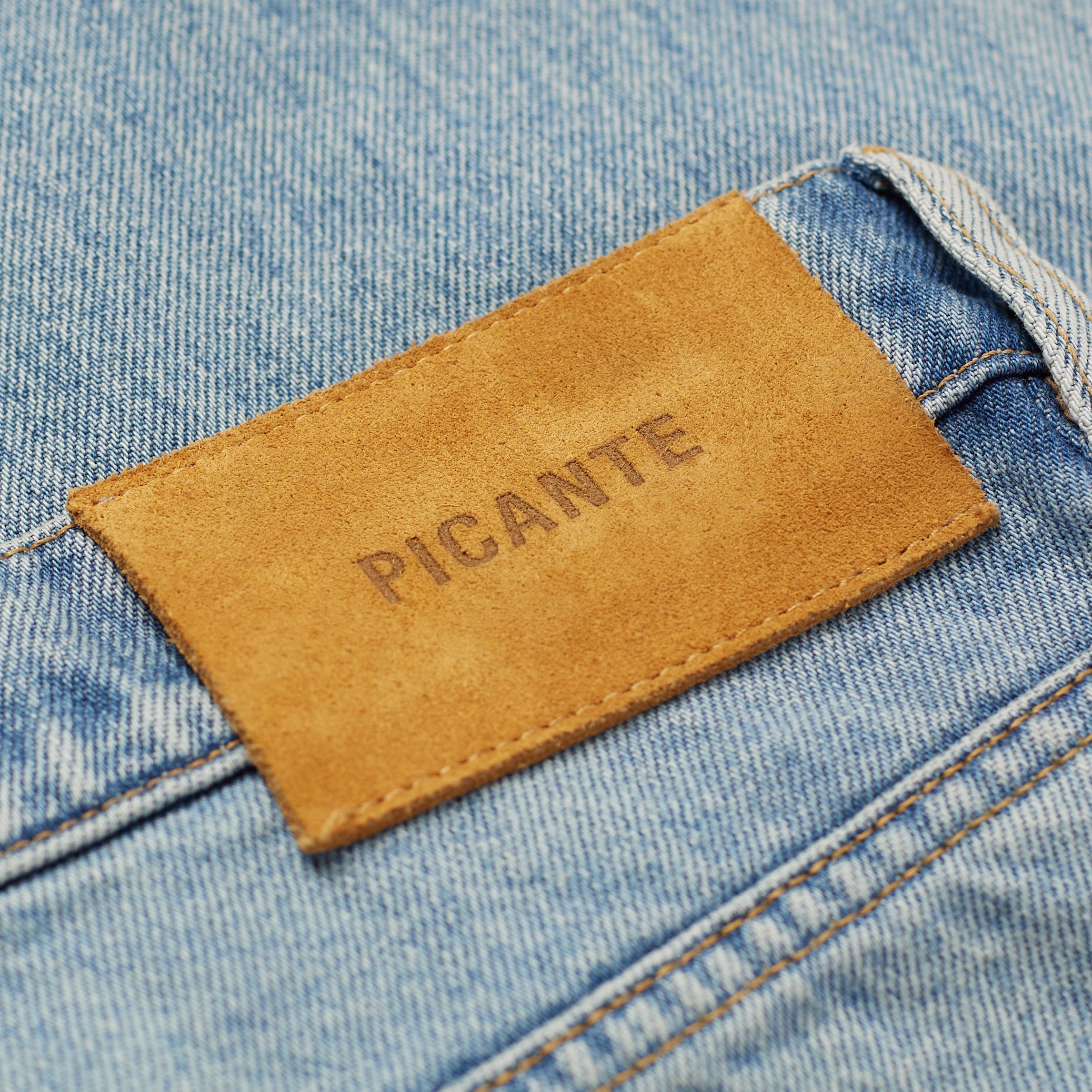 Straight Leg Denim Jeans V308