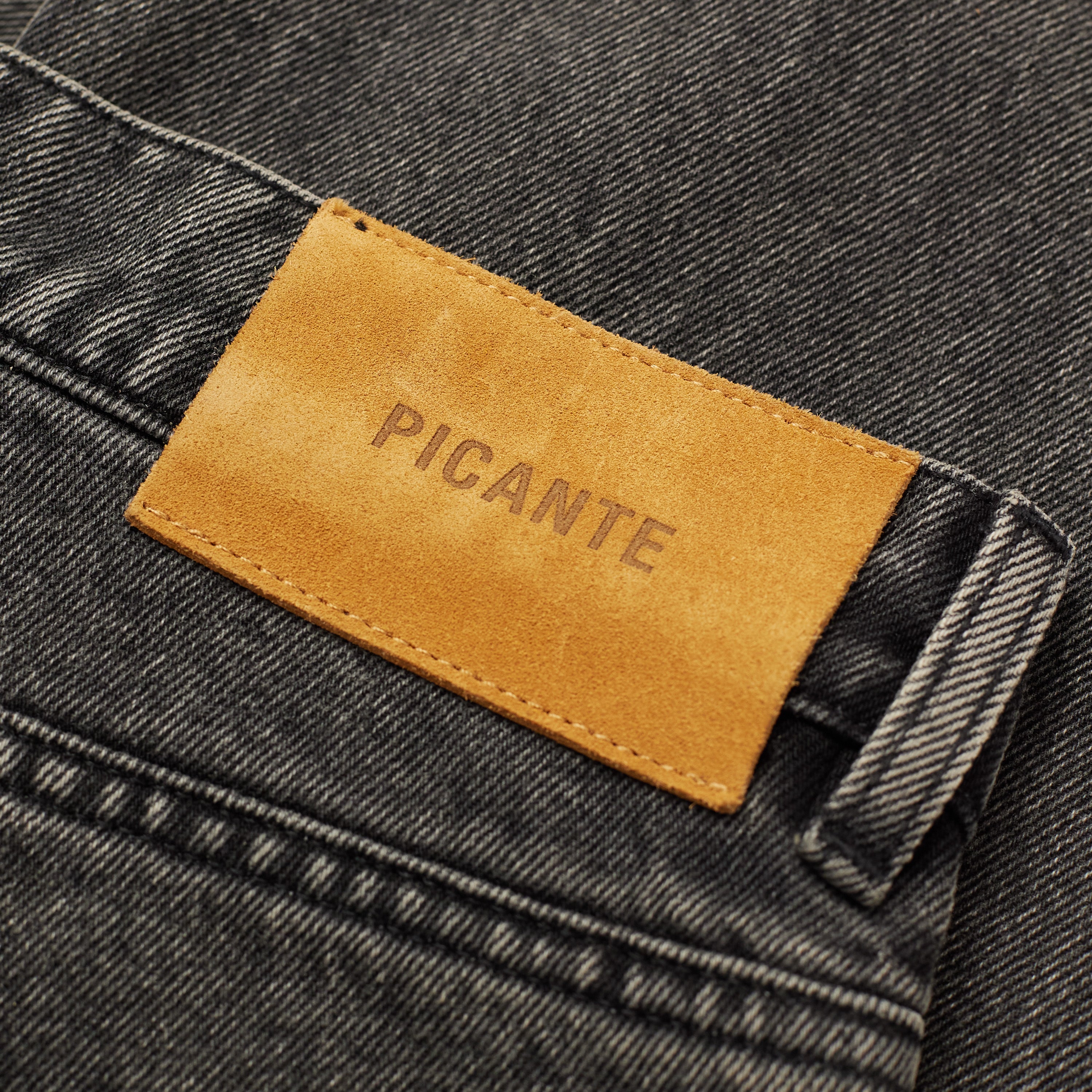 Straight Leg Denim Jeans V308