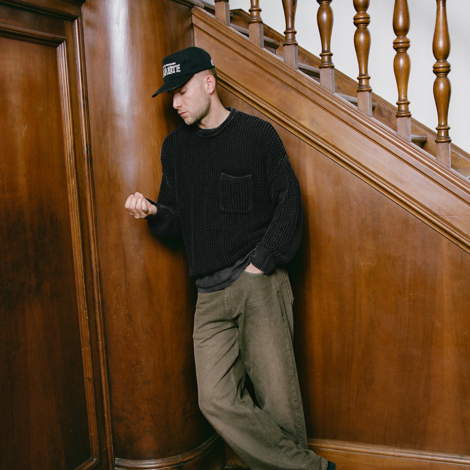 Loose Gauge Knit Sweater
