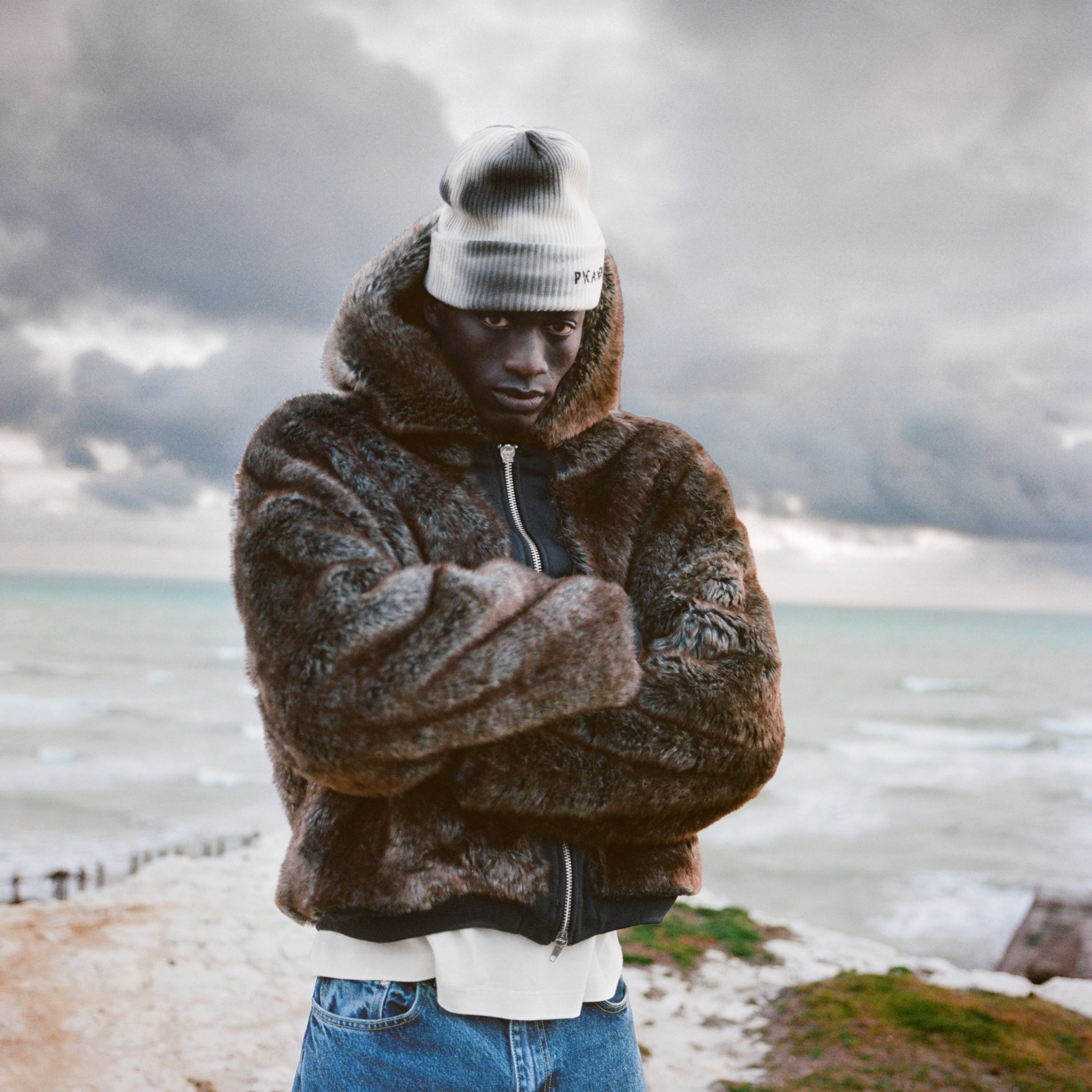 Faux Fur Lined Sun-Faded Zip-Up Hoodie – PICANTE