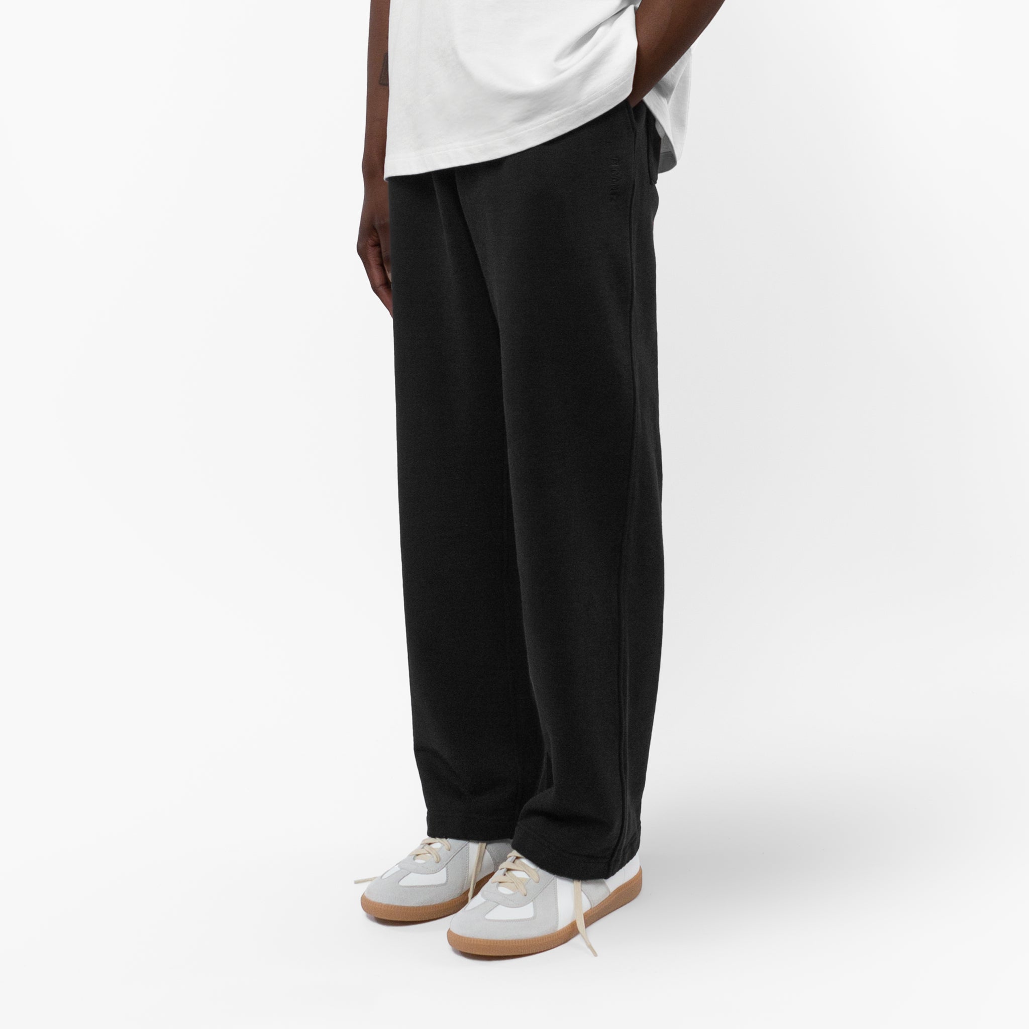 PICANTE EVERYDAY STRAIGHT LEG SWEATPANTS BLACK