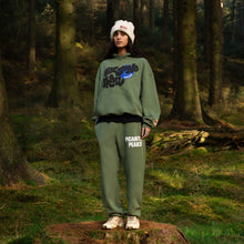 Load image into Gallery viewer, PEAKS OLIVE SWEATPANTS